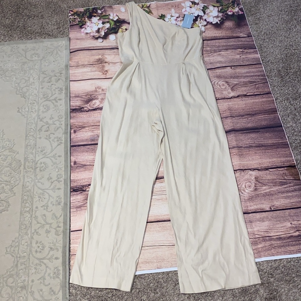 Antonio Melani Carlos One Shoulder Linen Jumpsuit - Picture 2 of 6